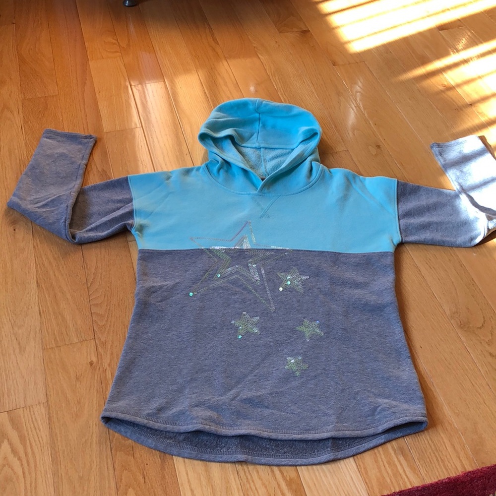SO girls size 16 sweatshirt with hood
